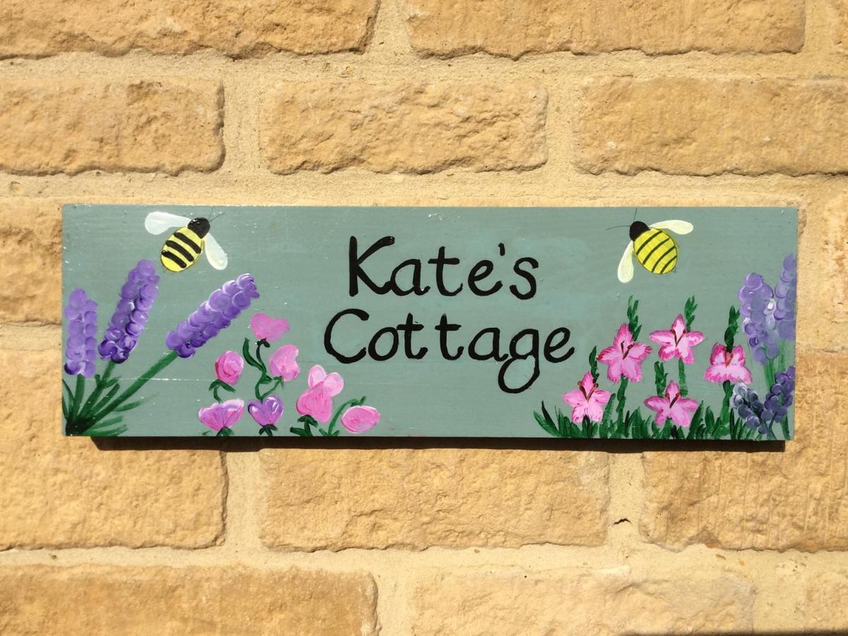 Kate'S Cottage Буртон-он-те-Уотер Экстерьер фото
